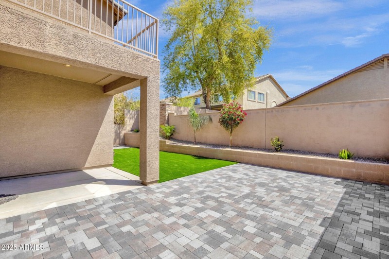 48-web-or-mls-34713-n-24th-ln