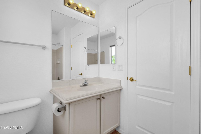 44-web-or-mls-34713-n-24th-ln