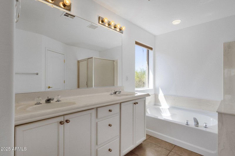 38-web-or-mls-34713-n-24th-ln