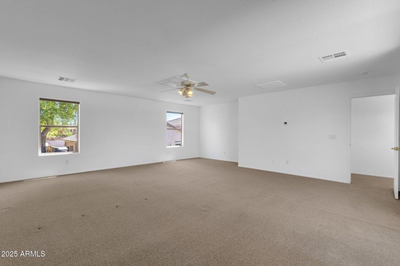 27-web-or-mls-34713-n-24th-ln