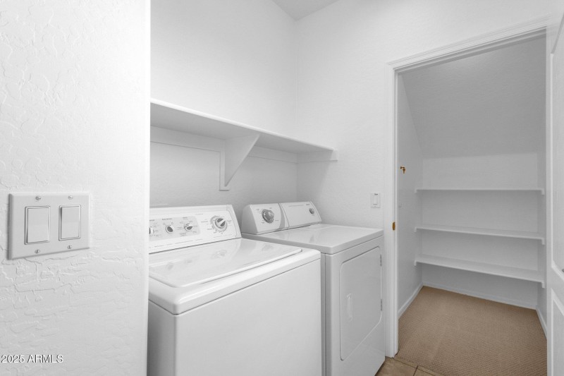 24-web-or-mls-34713-n-24th-ln