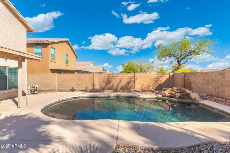 49-web-or-mls-DSC03839-HDR-Edit