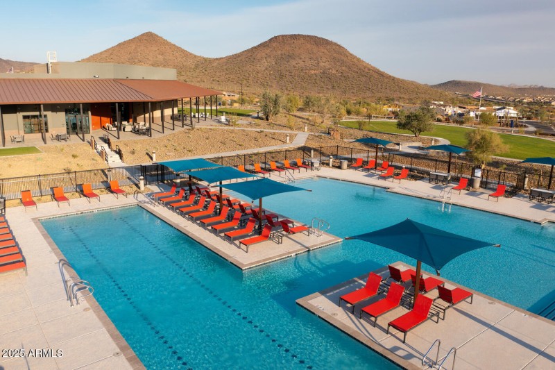 Sovita Club Pool