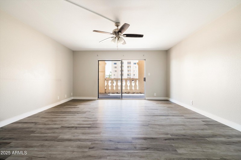 11-Unit 110 7920 E Camelback Rd_ 18_11