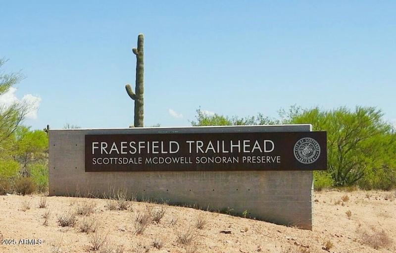 Fraesfield Trailhead