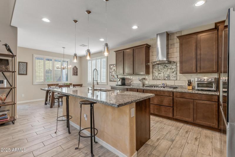 24_20646_W_Delaney24_mls