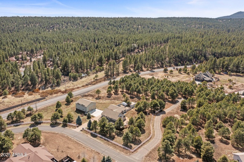 015_2705_w_creighton_dr-15_489