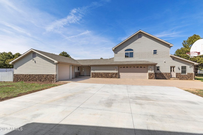 074_2705_w_creighton_dr-74_371