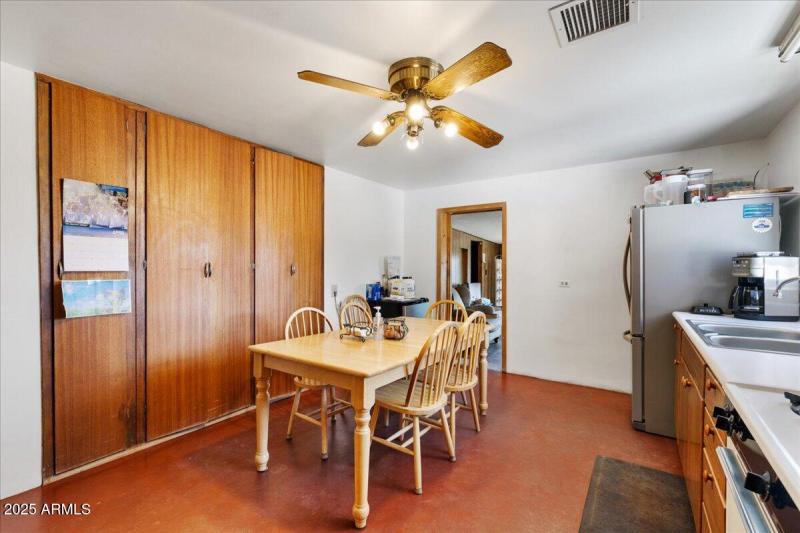 Kitchen - 1414 N. State Route 89