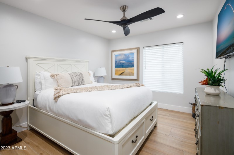 PROPERTYIMAGECO_8837ELupineAve_WEB-12