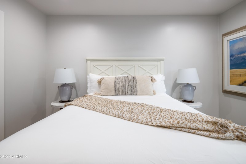 PROPERTYIMAGECO_8837ELupineAve_WEB-13