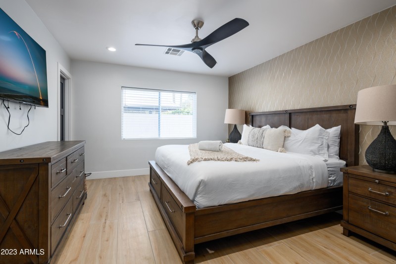 PROPERTYIMAGECO_8837ELupineAve_WEB-14