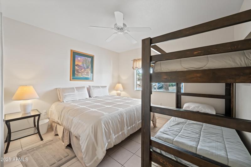 29-10410NCCR1100-ocupix