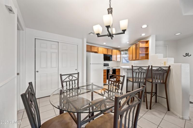 10-10410NCCR1100-ocupix