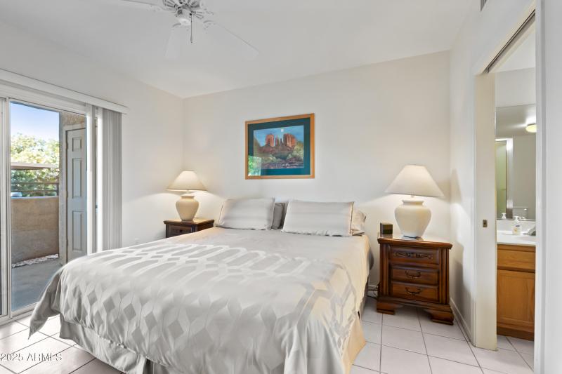 19-10410NCCR1100-ocupix