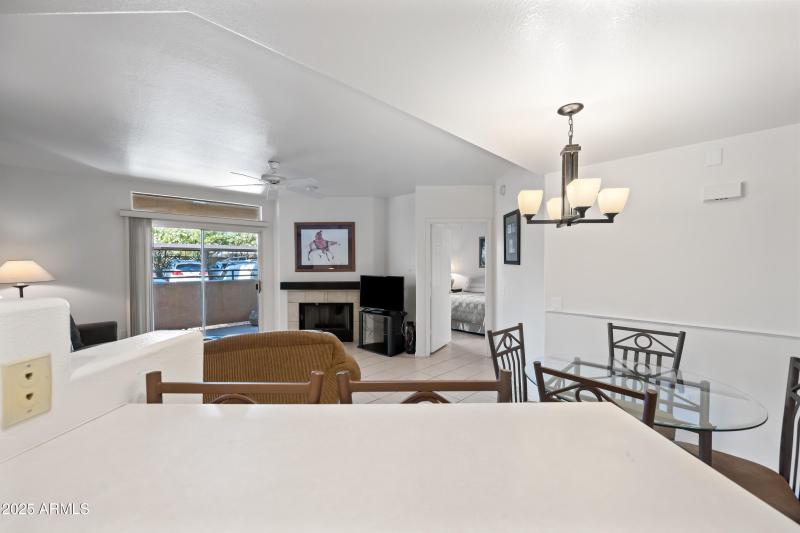 15-10410NCCR1100-ocupix