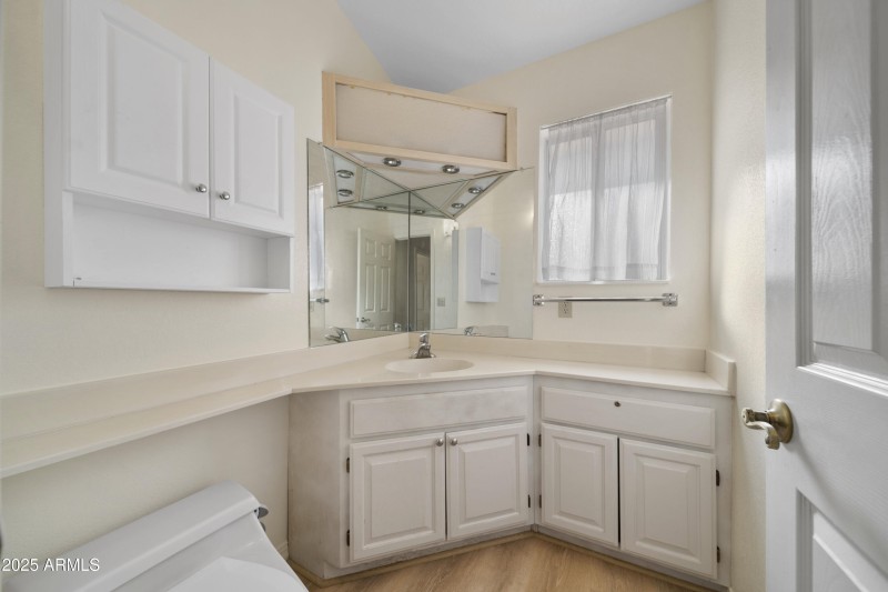 780 S Saguaro Dr 00010