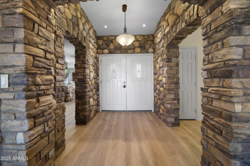 780 S Saguaro Dr 00018