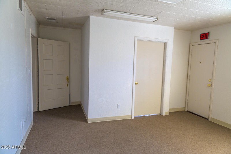 CBC_8203 Ed Web Suite 4 One of 4 Offices