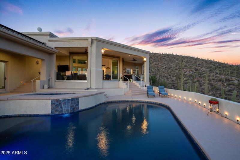 51-Back Patio & Yard