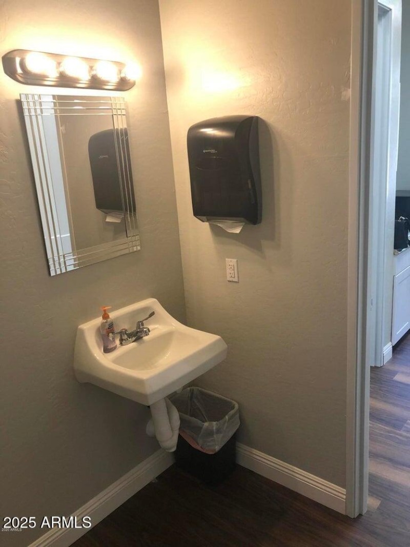 20201009214434567003000000-o