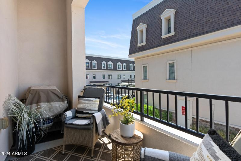 Rear patio off kitchen