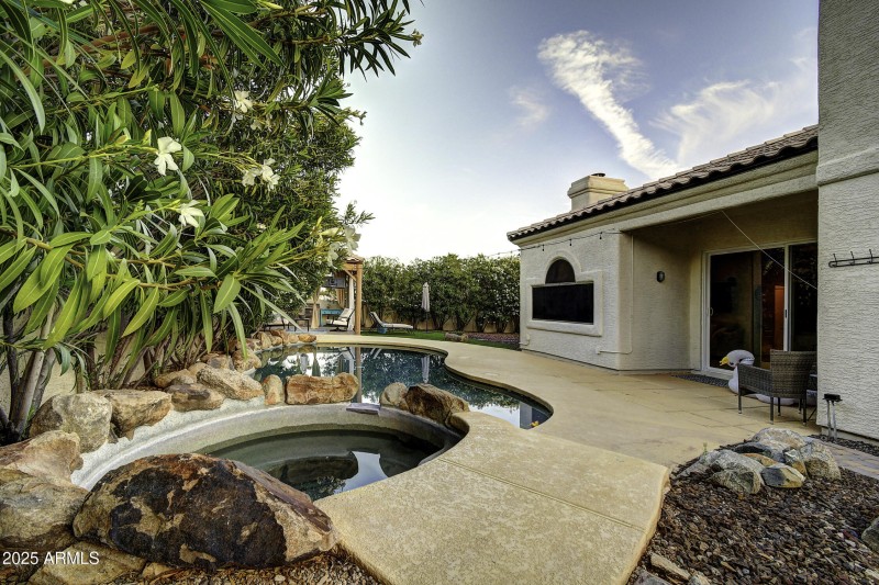 15038 E Marathon Dr (11)