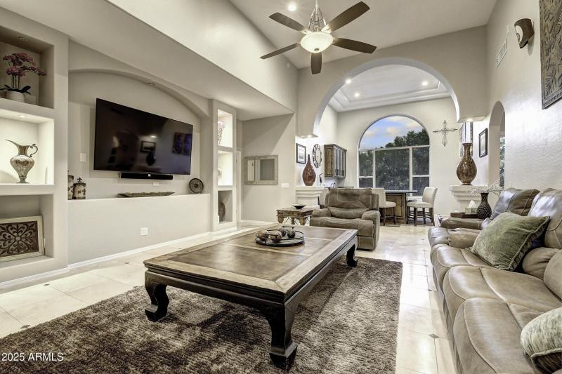 15038 E Marathon Dr (24)