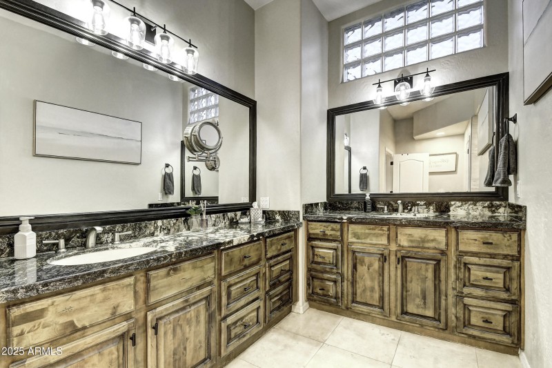 15038 E Marathon Dr (38)