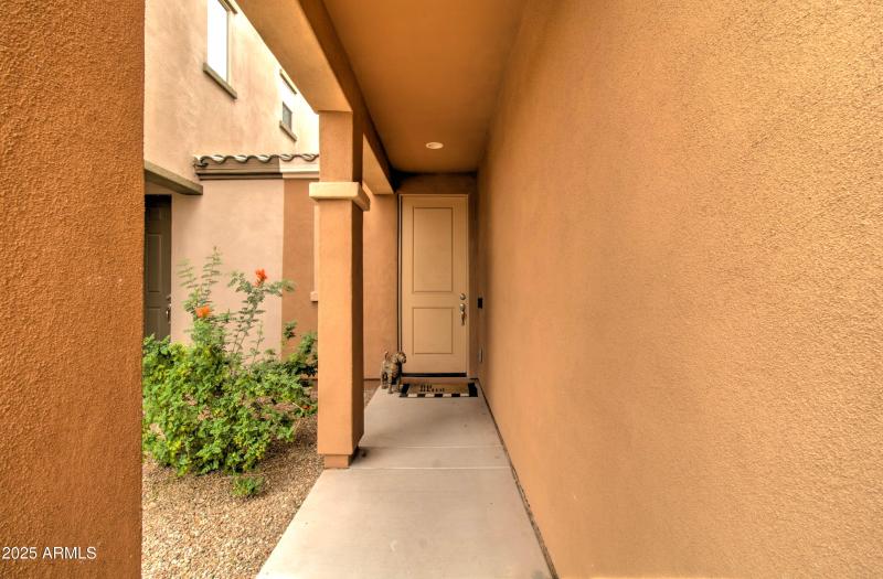 1654 W Redwood Ln -5