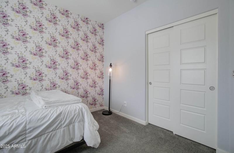 1654 W Redwood Ln -59