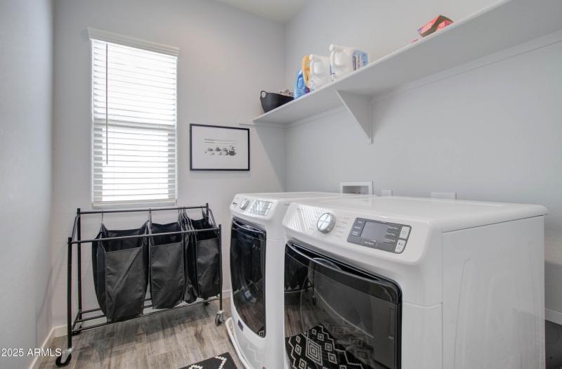 1654 W Redwood Ln -61