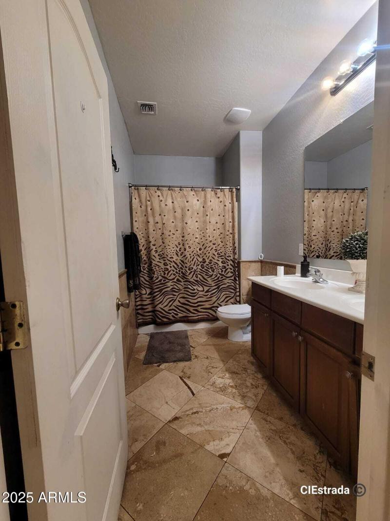 d25f2691-156c-4e21-b921-5ab4bb6e4c7f