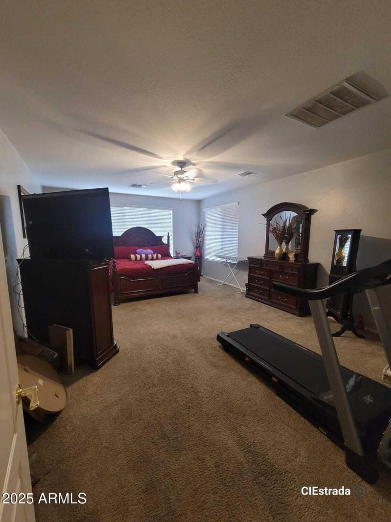 d4df701c-7a19-41bb-9f9b-4734af253ea9