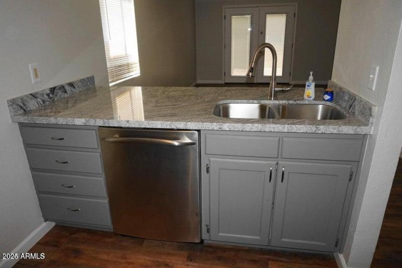 20241007225804294277000000-o