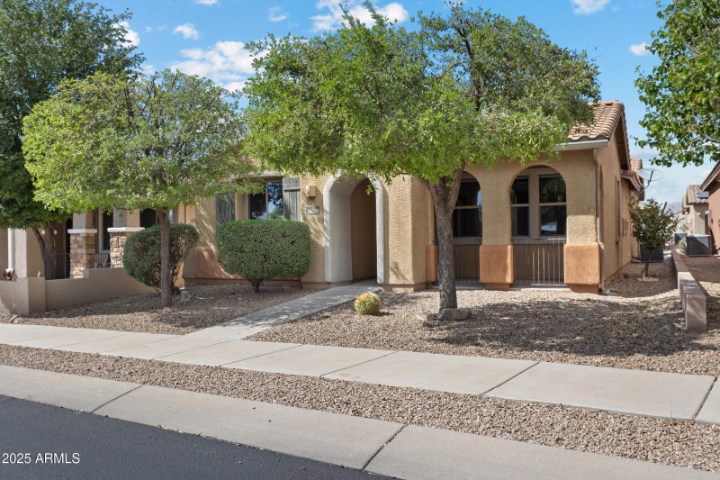 2_14029 e stanhope blvd-25