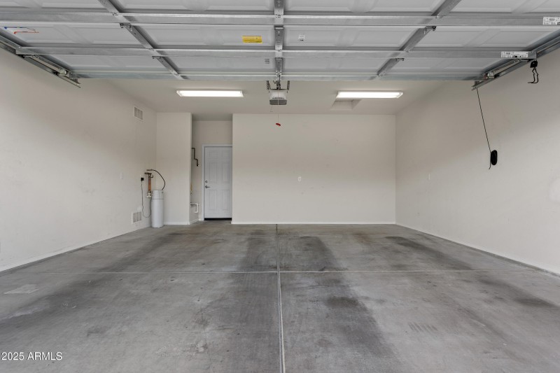 13_14029 e stanhope blvd-7