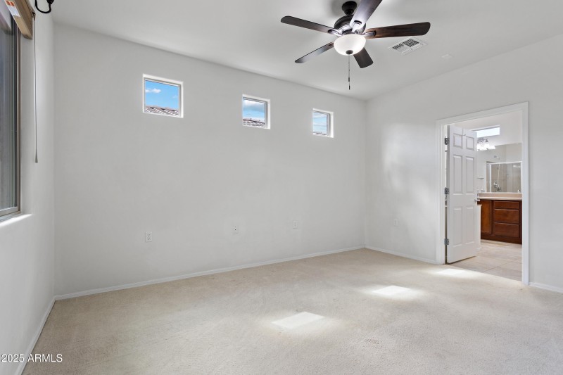 20_14029 e stanhope blvd-17