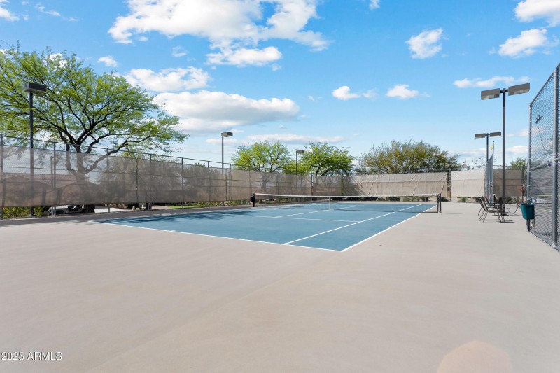 27_14029 e stanhope blvd-27