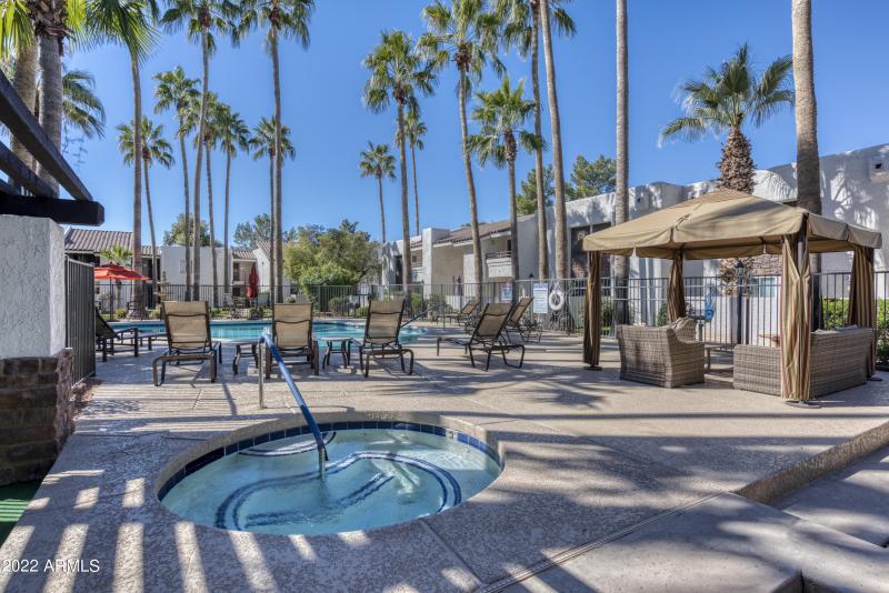 Community Pool - Spa