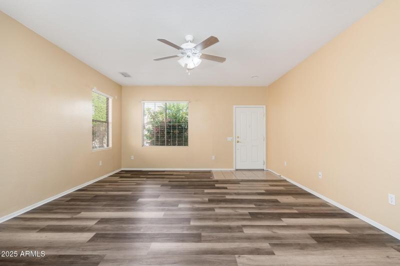 20828 N Shadow Mountain Dr - 05