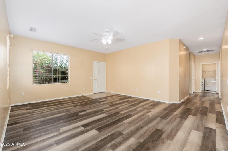 20828 N Shadow Mountain Dr - 06