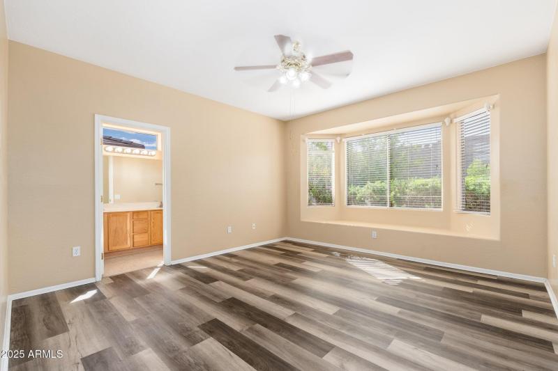 20828 N Shadow Mountain Dr - 12