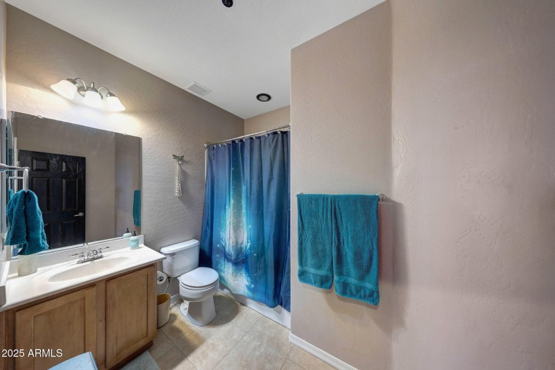 FULL DOWNSTAIRS BATHROOM