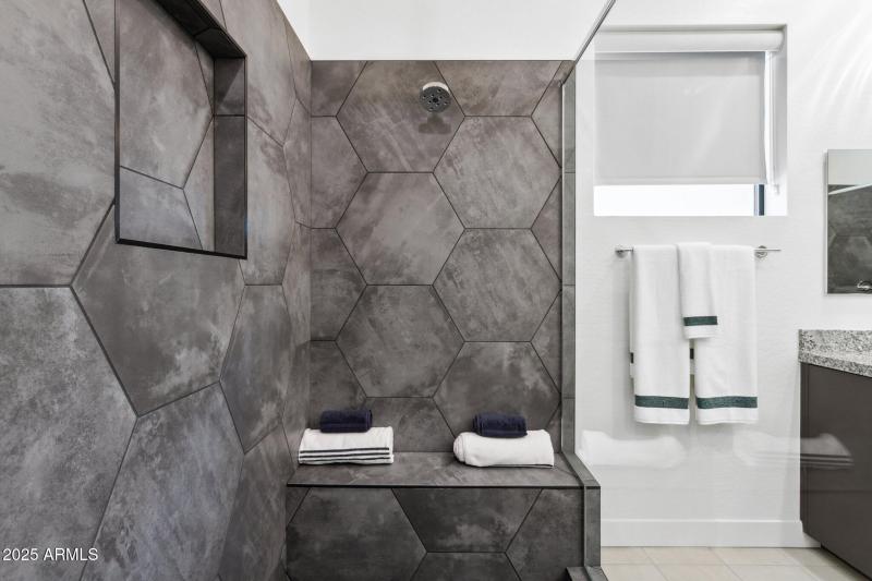 Plan 1 - Primary Bath