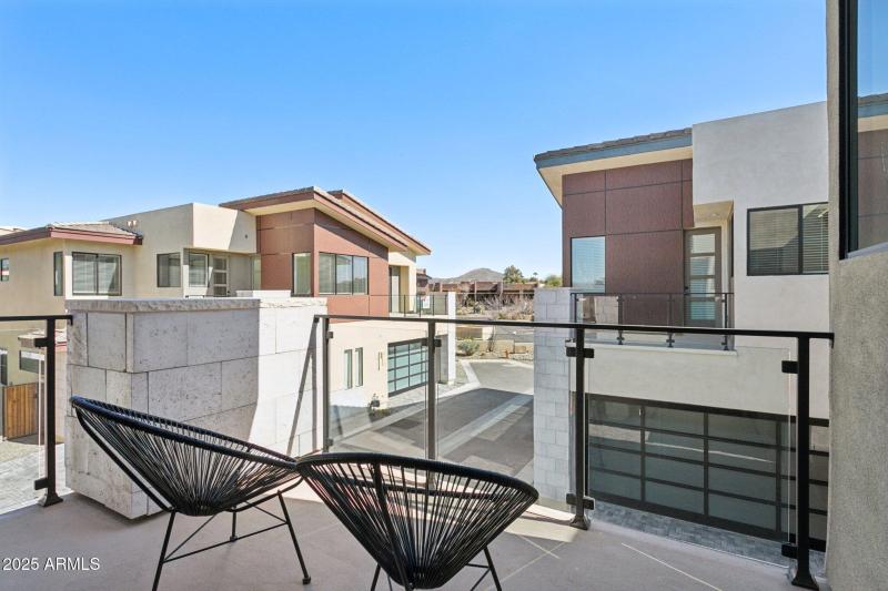 Plan 1 - Front Viewing Deck