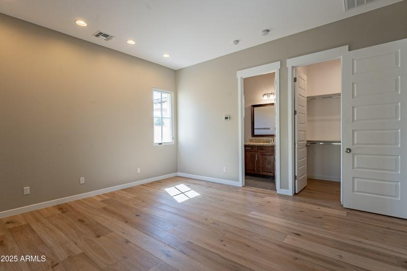 25-print-Hawthorn-25