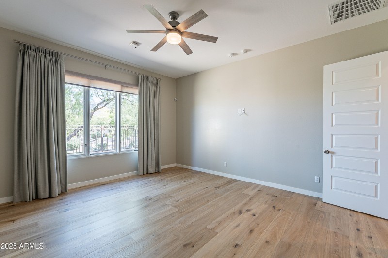 39-print-Hawthorn-39