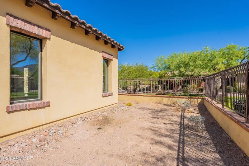 64-print-Hawthorn-64