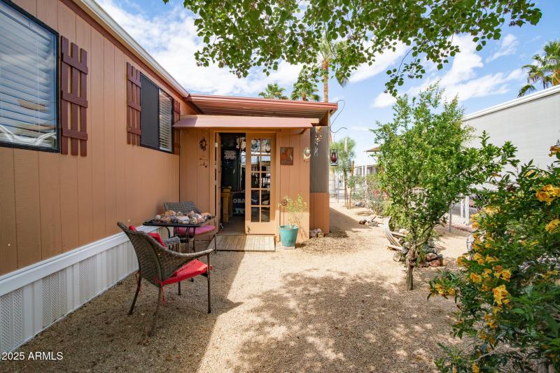 Side yard by Front Patio